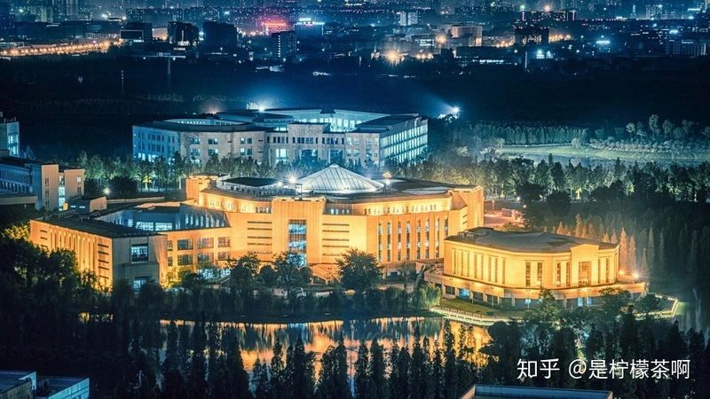 电子元器件：揭秘行业排名背后的逻辑